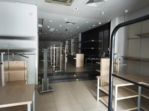 Prenájom obchodných priestorov v centre mesta Komárno — foto 2