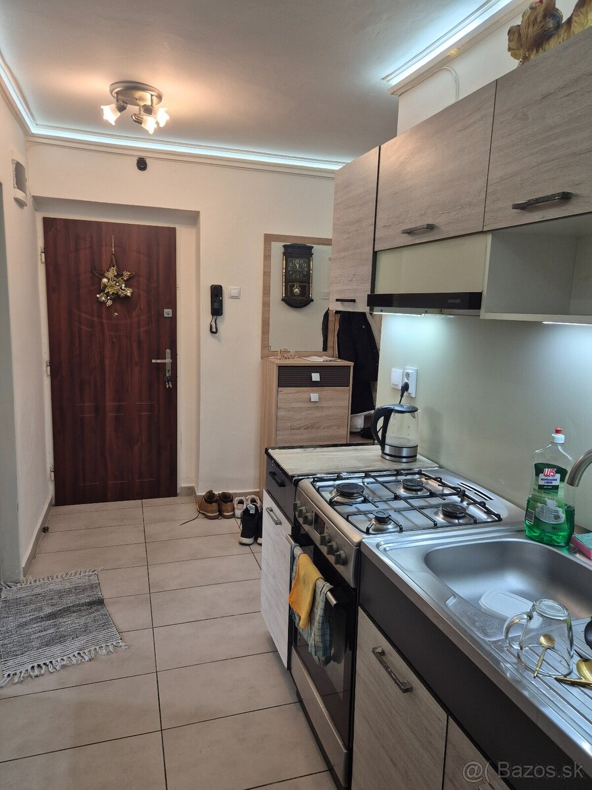 Zrekonštruovaný 3 izbový byt Komárno! — foto 4