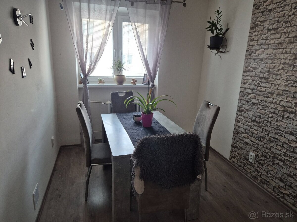 Zrekonštruovaný 3 izbový byt Komárno! — foto 6