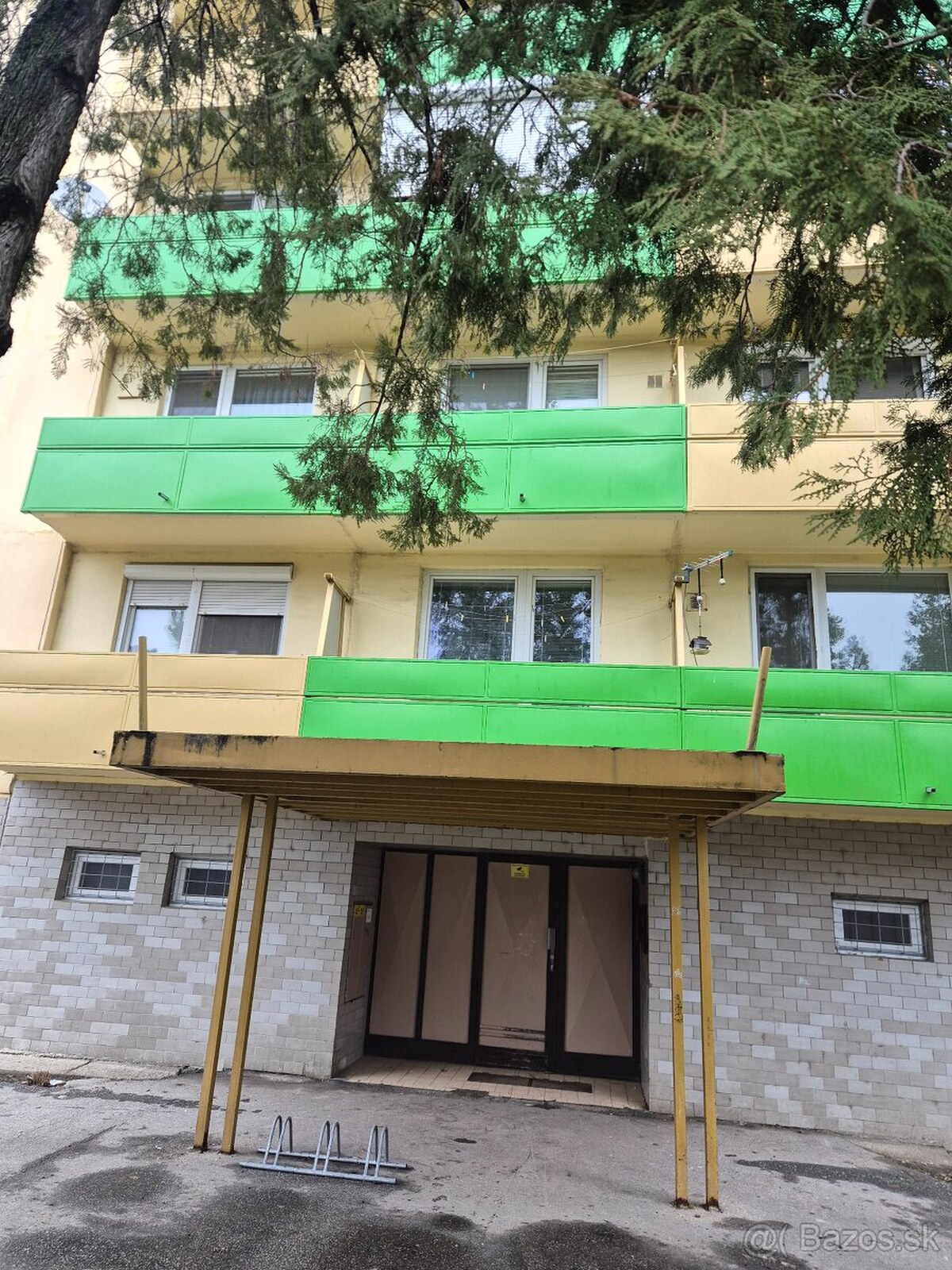 Na predaj veľká garsónka s balkónom Komárno! — foto 11