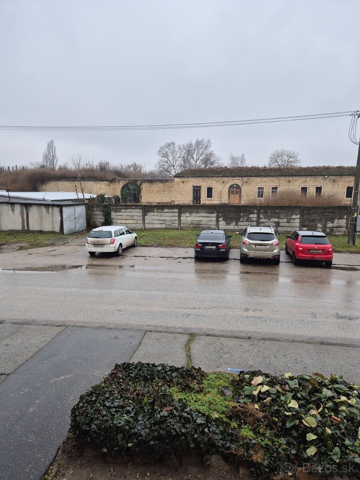 Na predaj 3 izbový tehlový byt Komárno ! — foto 10