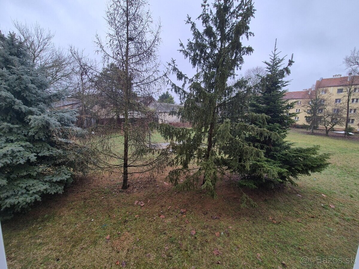 Na predaj 3 izbový tehlový byt Komárno ! — foto 12