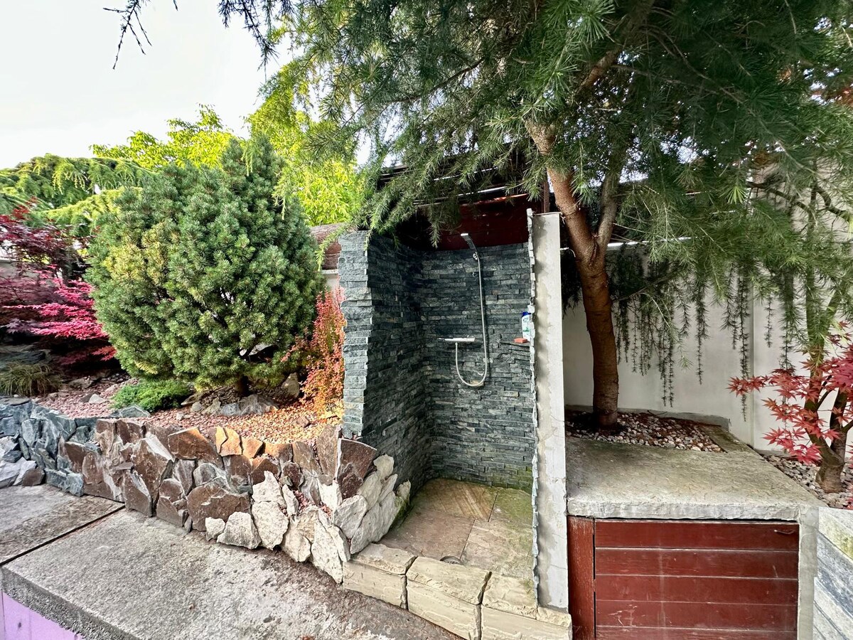 Rodinný dom s krytou terasou Komárno — foto 17