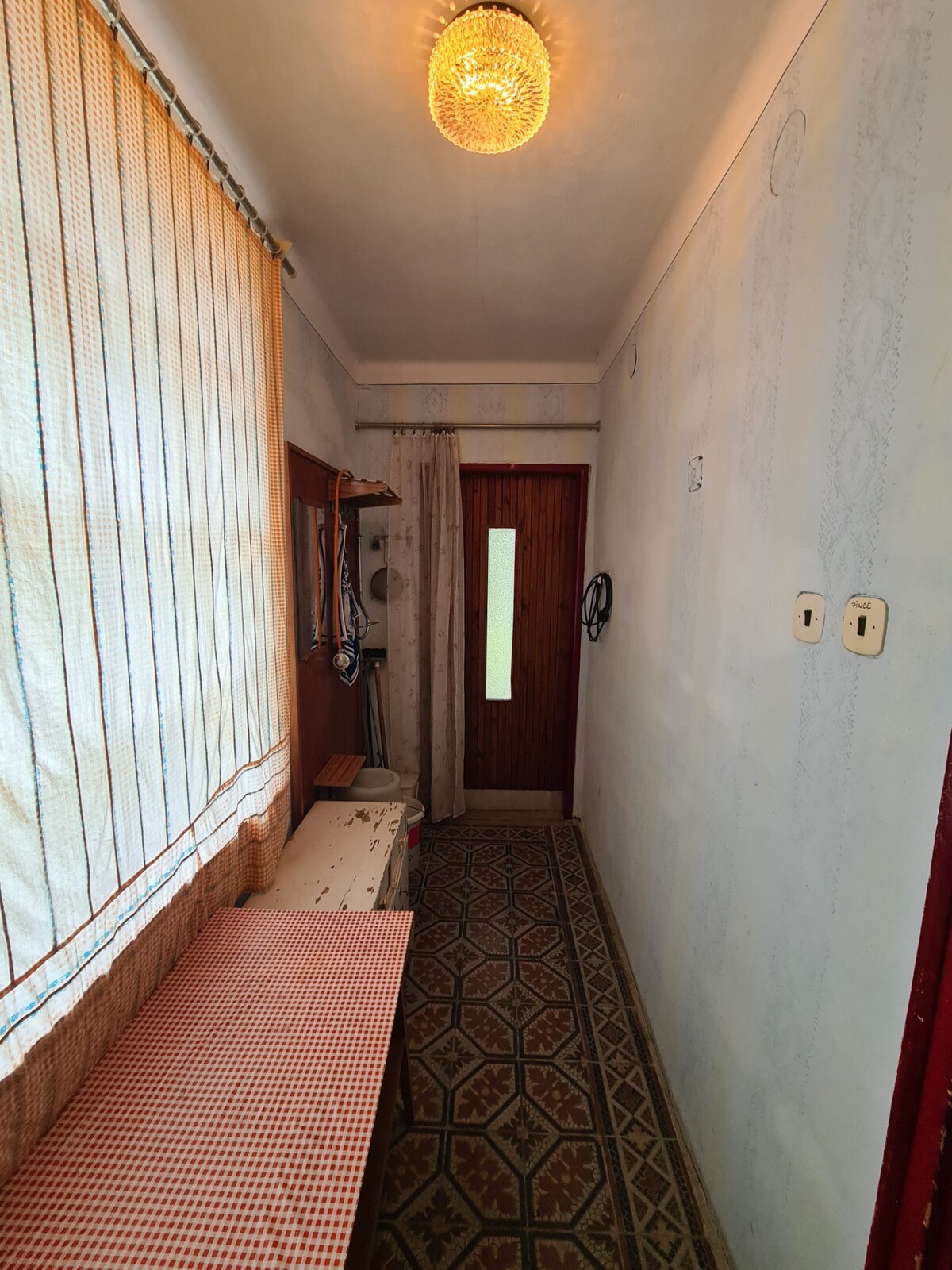Na predaj domček s veľkým ovocným sadom Nová Stráž ! — foto 3