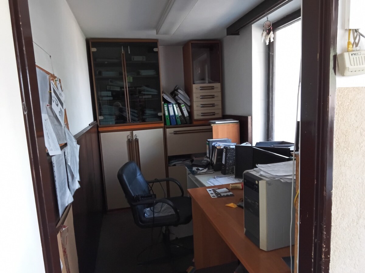 Na predaj prevádzkové priestory Zlatná na Ostrove — foto 9