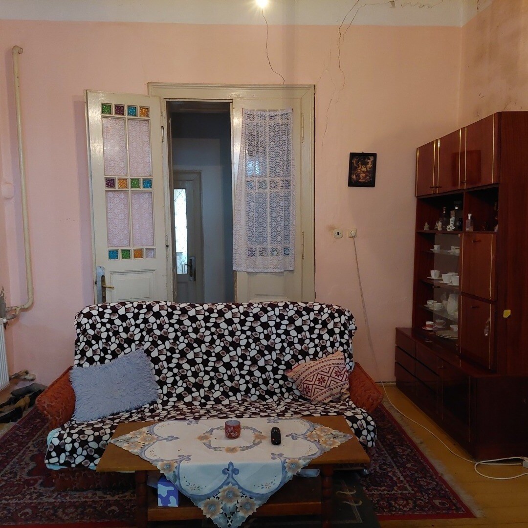 Netradičný rodinný dom – „kaštieľ“ v obci Neded. — foto 7
