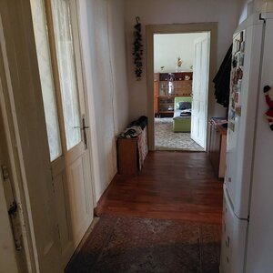 Netradičný rodinný dom – „kaštieľ“ v obci Neded. — foto 11