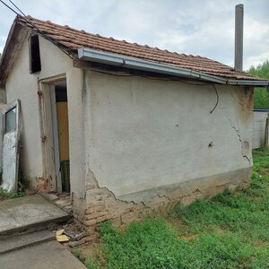 Netradičný rodinný dom – „kaštieľ“ v obci Neded. — foto 12