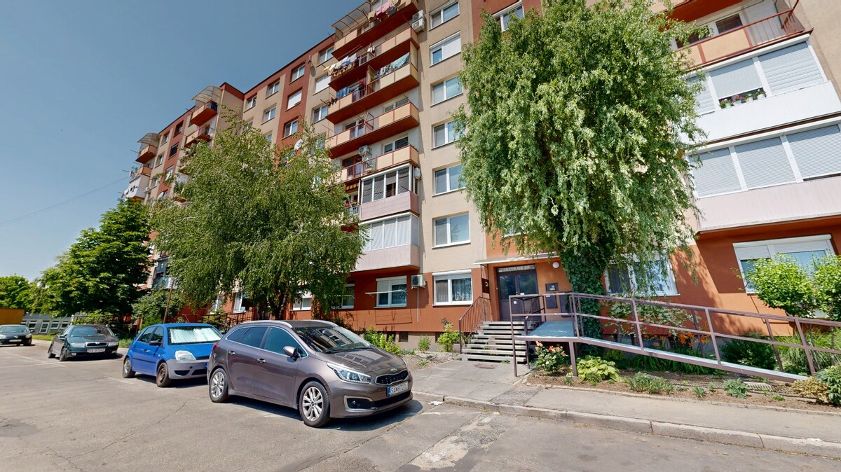 LUXUSNÝ a NADštandadný 3 izbový byt v TOP kvalite  v Šali. — foto 20