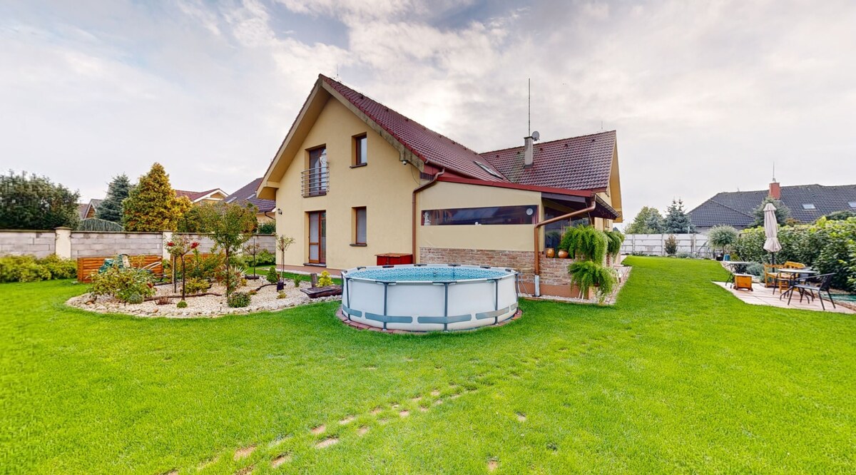 Na predaj 6 izbový luxusný dom vo vyhľadávanej lokalite v Šali. — foto 15