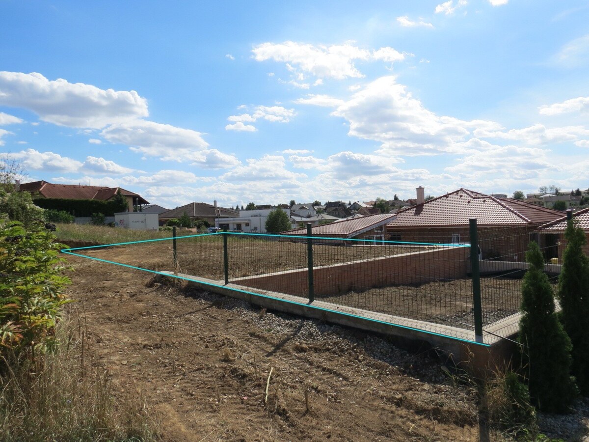 POZEMOK 383 m2 + PROJEKT DOMU - Nitra, Hviezdoslavová — foto 3