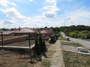 POZEMOK 383 m2 + PROJEKT DOMU - Nitra, Hviezdoslavová — foto 4