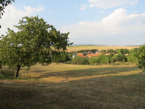 Stavebný pozemok s výhľadom 2116 m2 - Nevidzany — foto 2