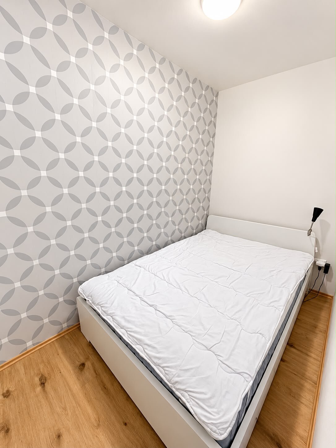 Kompletne zariadený 1 izbový byt so spacím kútom, pivnica, tichá lokalita priamo pri vinohradoch, Jurská ulica, Bratislava - Nové Mesto — foto 7