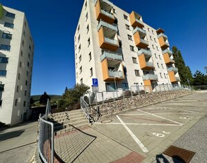 Kompletne zariadený 1 izbový byt so spacím kútom, pivnica, tichá lokalita priamo pri vinohradoch, Jurská ulica, Bratislava - Nové Mesto — foto 23