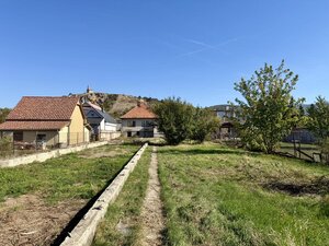 INVESTIČNÁ PRÍLEŽITOSŤ: 2 411 m² POZEMOK S RD A S MOŽNOSŤOU VÝSTAVBY 3 DVOJDOMOV — foto 10