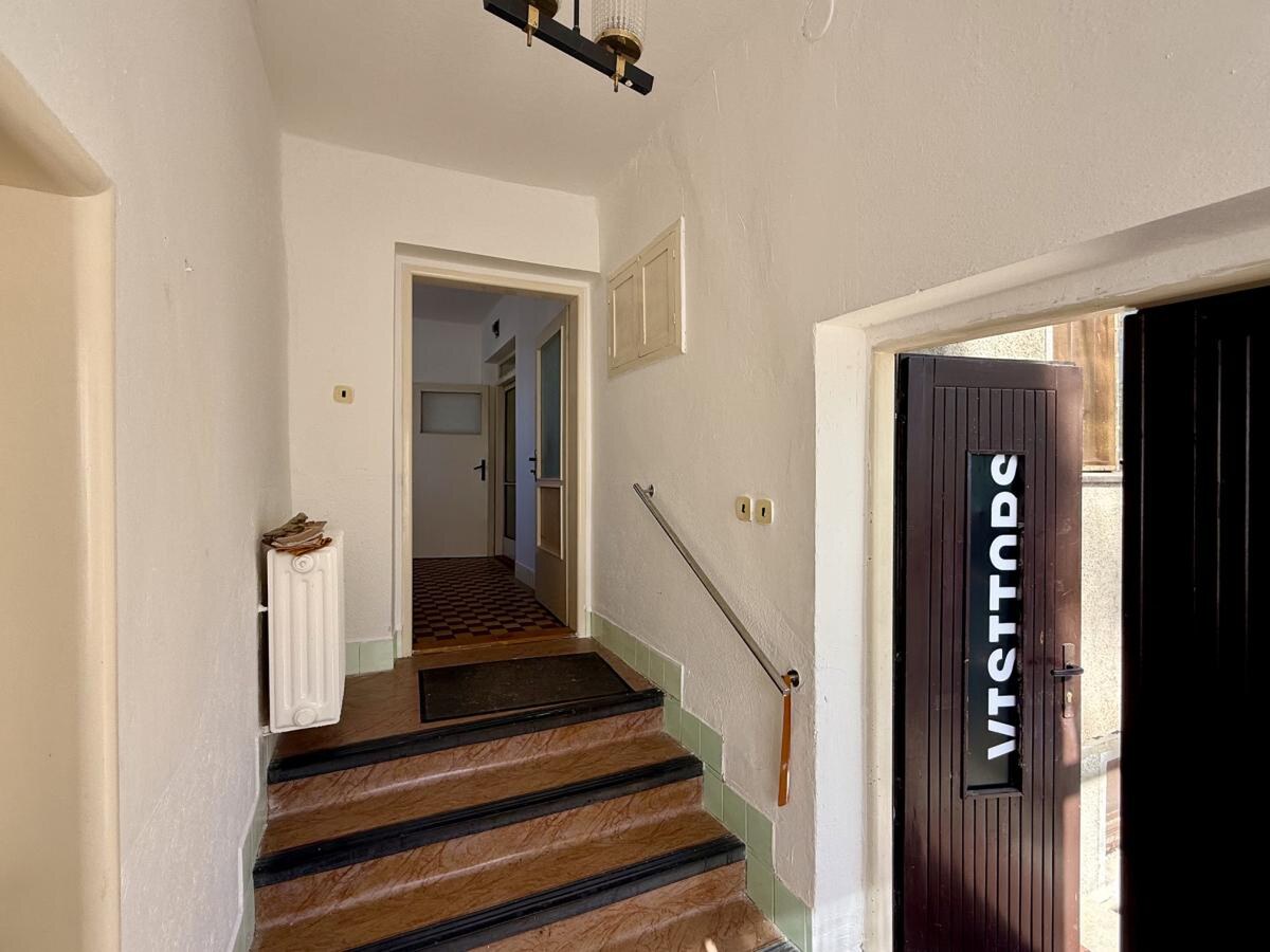 INVESTIČNÁ PRÍLEŽITOSŤ: 2 411 m² POZEMOK S RD A S MOŽNOSŤOU VÝSTAVBY 3 DVOJDOMOV — foto 13