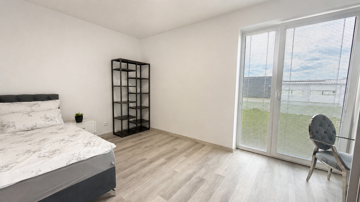 Nadštandardný, klimatizovaný 3i byt v novostavbe z r. 2026, terasa 10 m2, 1 x parkovanie — foto 11