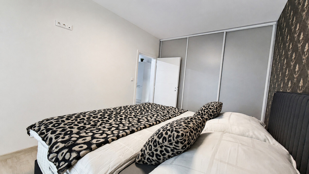 Nadštandardný, klimatizovaný 3i byt v novostavbe z r. 2026, terasa 10 m2, 1 x parkovanie — foto 16