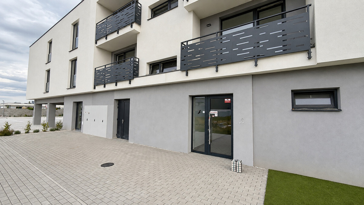 Nadštandardný, klimatizovaný 3i byt v novostavbe z r. 2026, terasa 24 m2, 1 x parkovanie — foto 27