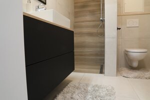 Na prenájom klimatizovaný 2i byt s balkónom, parkovanie, Lužná — foto 11