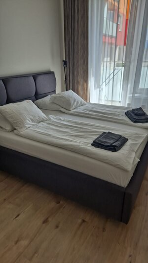 Na prenájom klimatizovaný 2i byt s balkónom, parkovanie, Lužná — foto 8