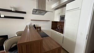 Klimatizovaný 1.5-izbový byt, parkovacie miesto, novostavba — foto 9