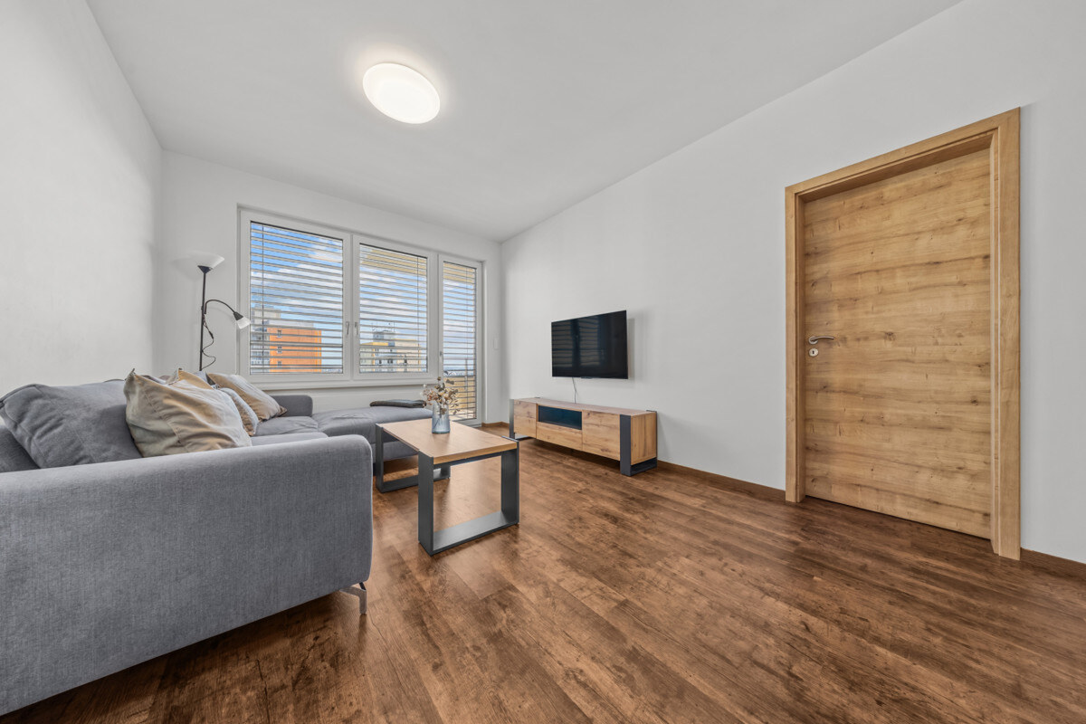 Klimatizovaný 2i byt s balkónom, novostavba 2019, parkovacie miesto — foto 15