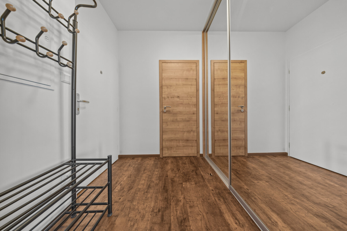Klimatizovaný 2i byt s balkónom, novostavba 2019, parkovacie miesto — foto 16