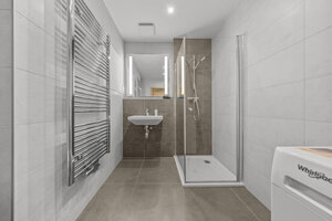 Klimatizovaný 2i byt s balkónom, novostavba 2019, parkovacie miesto — foto 18