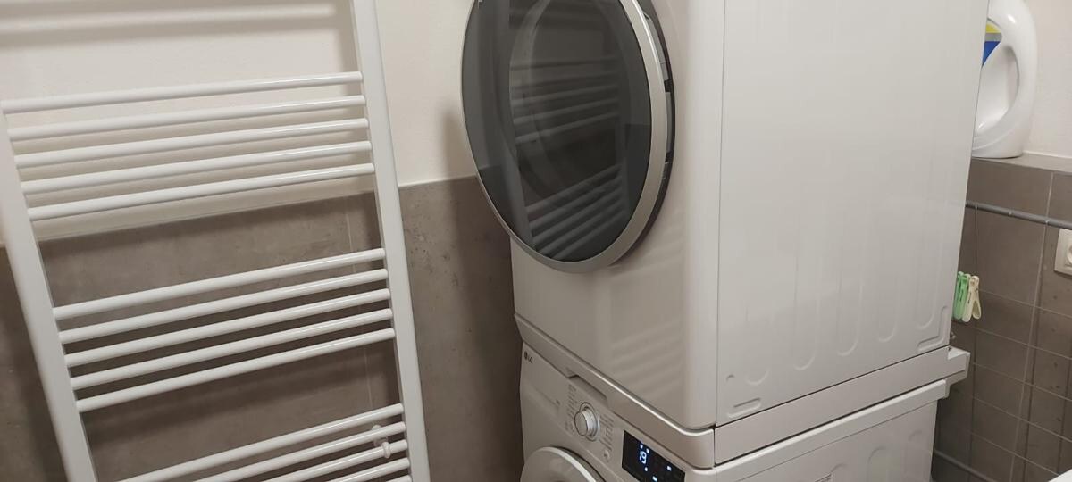Na prenájom klimatizovaný 3i byt s balkónom, parkovanie — foto 15