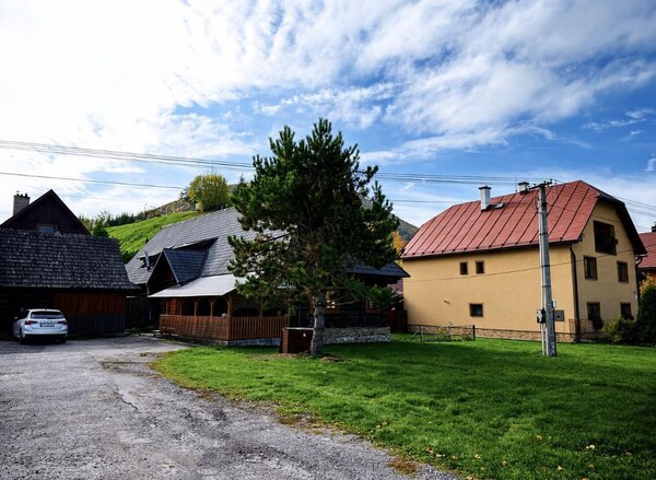 NA PREDAJ – DREVENICA V KRIVEJ NA ORAVE, BÝVALÁ REŠTAURÁCIA MLYN