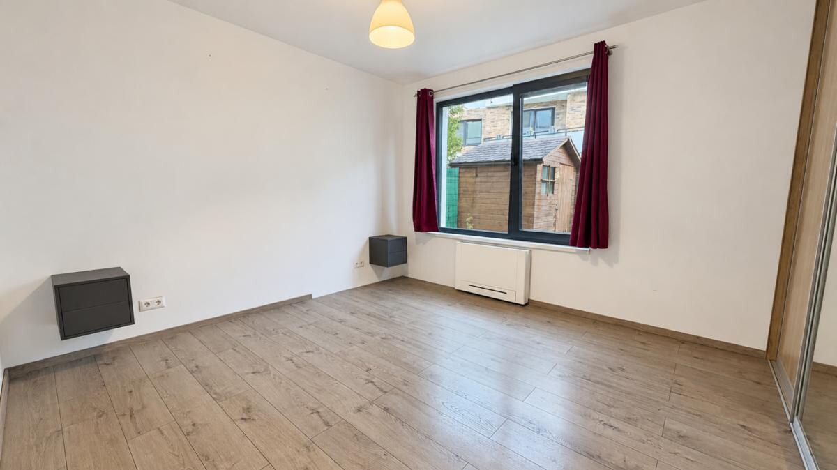 Klimatizovaný 2-izbový byt so záhradou 87 m², terasou a parkovaním – Ružinov — foto 12