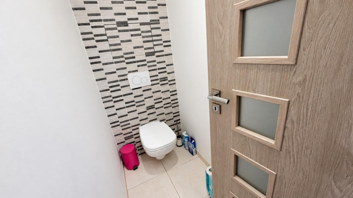 Klimatizovaný 2-izbový byt so záhradou 87 m², terasou a parkovaním – Ružinov — foto 17
