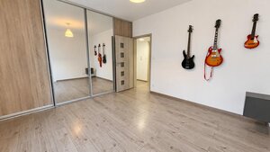 Klimatizovaný 2-izbový byt so záhradou 87 m², terasou a parkovaním – Ružinov — foto 14