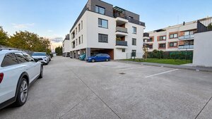 Klimatizovaný 2-izbový byt so záhradou 87 m², terasou a parkovaním – Ružinov — foto 20