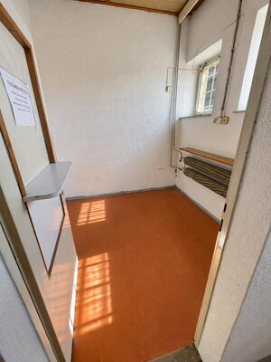 Komerčná budova s výrobnými a skladovými priestormi + 6x murovaná garáž — foto 21