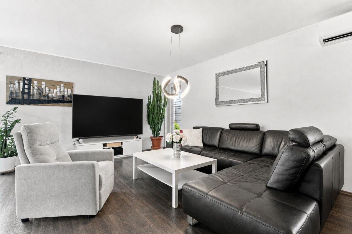 Kvalitný 4-izbový bungalov s krásnou záhradou | Ivanka pri Dunaji — foto 3