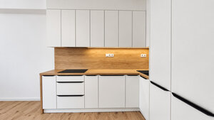 Klimatizovaný, 5-izbový byt po kompletnej rekonštrukcii z r. 2026, Karlova Ves — foto 3