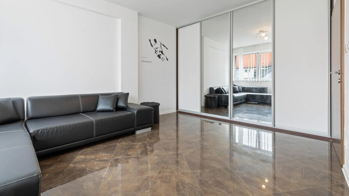 Elegantný  2-izbový apartmán v srdci Piešťan | 75,40 m² | Loggia | Nadštandardné materiály | Spoločenská strešná terasa — foto 3