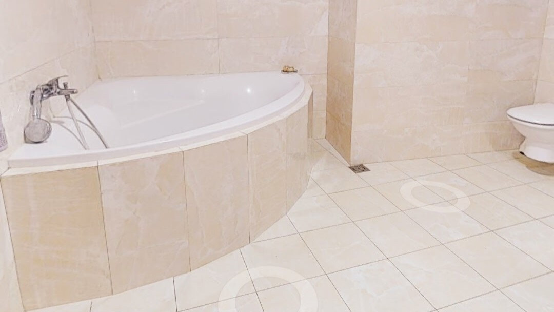 Elegantný  2-izbový apartmán v srdci Piešťan | 75,40 m² | Loggia | Nadštandardné materiály | Spoločenská strešná terasa — foto 4