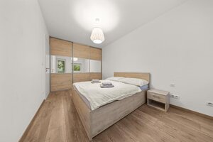 Priestranný 2i byt, garážové státie, novostavba 2019 — foto 12