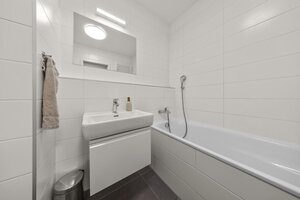 Priestranný 2i byt, garážové státie, novostavba 2019 — foto 17