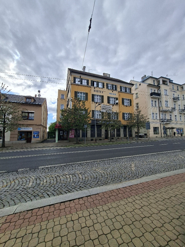 Zrekonštruovaný byt 3+1 s investičným potenciálom v srdci Mariánskych Lázní — foto 8