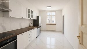Výnosová príležitosť v centre kúpeľného mesta - 3+KK, 88 m² v Tepliciach — foto 1