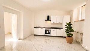 Priestranný byt 3+KK v historickom centre Teplíc - 106 m² po kompletnej rekonštrukcii — foto 4