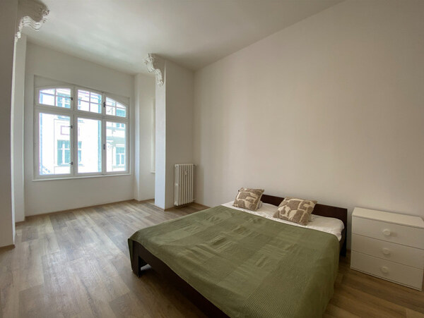Investičná príležitosť – priestranný 2-izbový byt 74 m² Karlove Vary