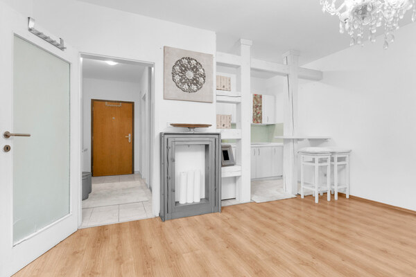 Moderný 1-izbový byt s terasou 20 m2, parkovacie miesto, Ružinov