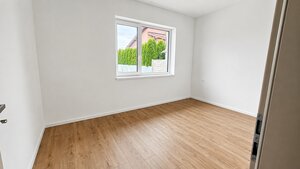 Moderný 5-izbový rodinný dom Orechová Potôň — foto 12