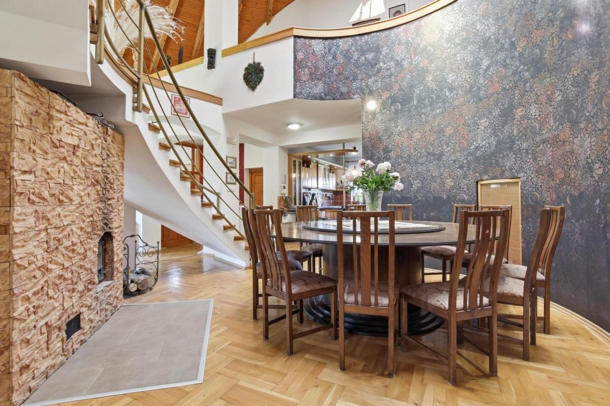 SÚKROMNÝ REZORT 40 MIN OD BRATISLAVY | 550 m² DOM + 5 100 m² POZEMOK + BAZÉN + WELLNESS — foto 21